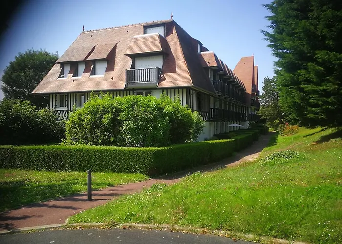 Joli Studio Neuf Vue Mer Proche Deauville